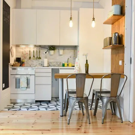 Lejlighed Peaceful & Cozy W/ Balcony *