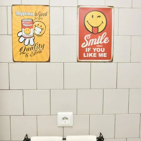 Peaceful & Cozy W/ Balcony Апартаменты