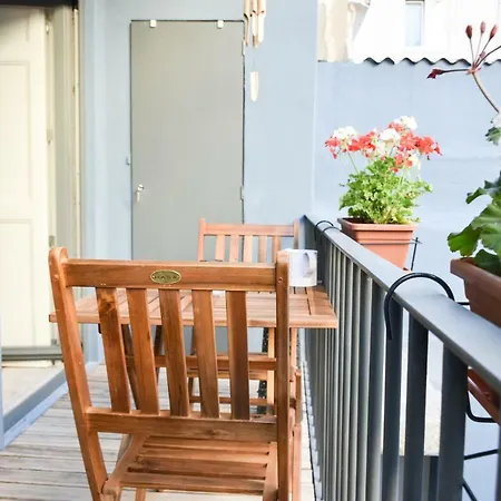 Peaceful & Cozy W/ Balcony