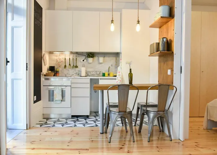 Apartman Peaceful & Cozy W/ Balcony *