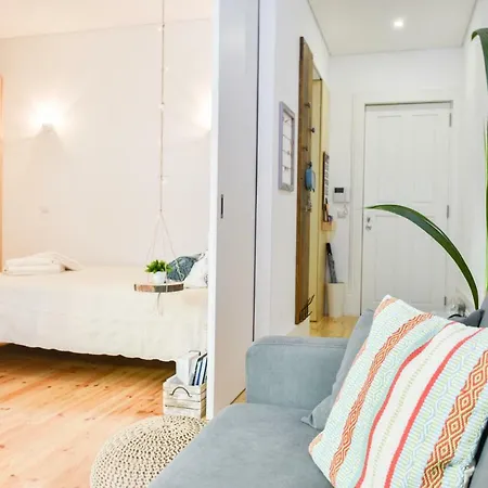 Peaceful & Cozy W/ Balcony